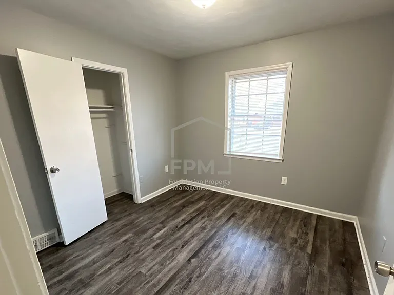 4325 Merlcrest Cv — Photo 9