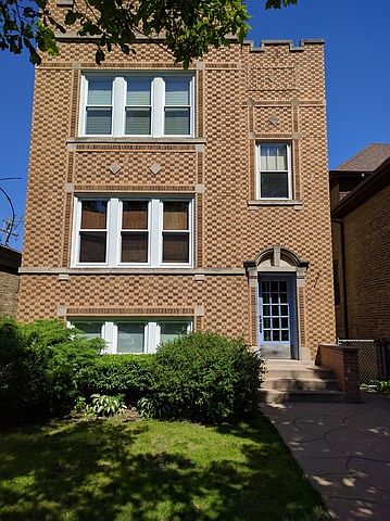 1st image of 5541 N Christiana Ave #2