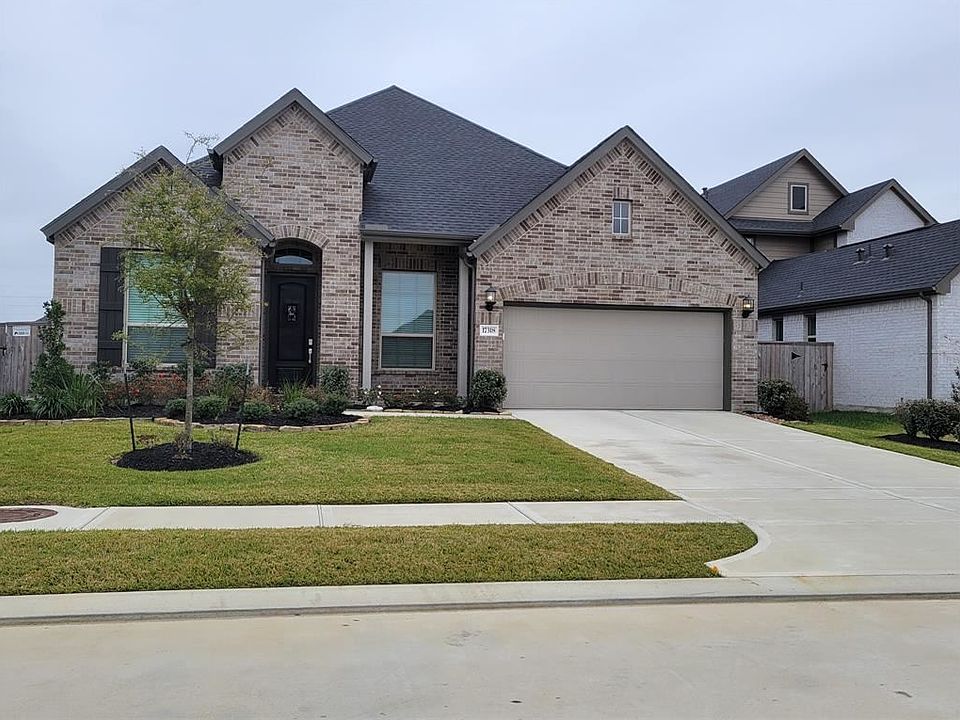 1st image of 17318 Lynn Orchard Dr