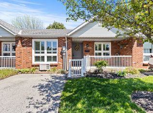 226 Vansickle Rd #7, Saint Catharines, ON L2S2S7