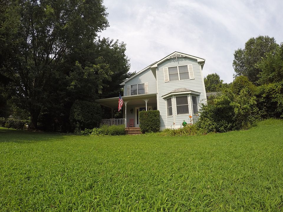 1st image of 124 Wye River Dr