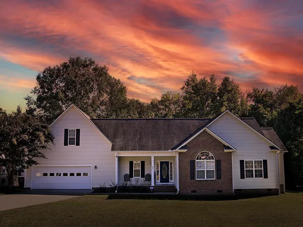 39 Brylee Ln, Clayton, NC 27520