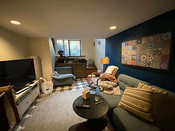 4th image of 428 Prospect Ave #1F