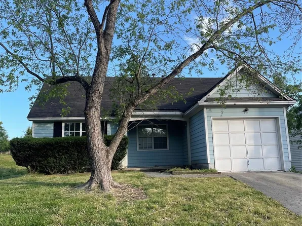 13933 Eden Ct, Pineville, NC 28134