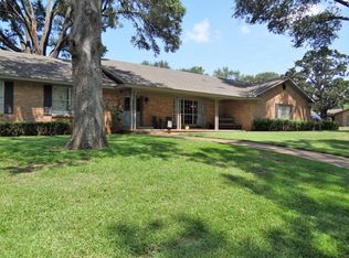 907 Ward Ln, Athens, TX 75751
