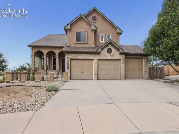 7704 Braxton Dr, Fountain, CO 80817