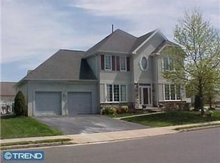 8 Equine Run, Burlington, NJ 08016