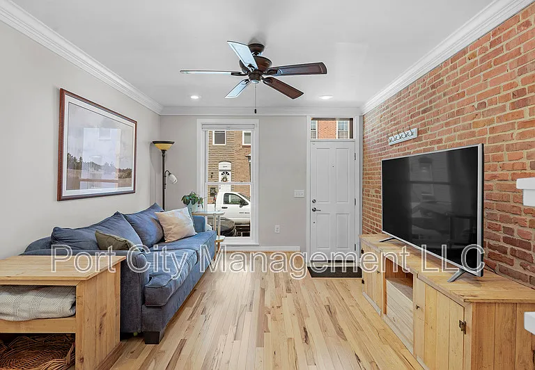 14 N Streeper St — Photo 17