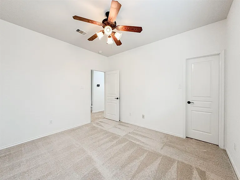 25322 Alverstone Dr — Photo 21