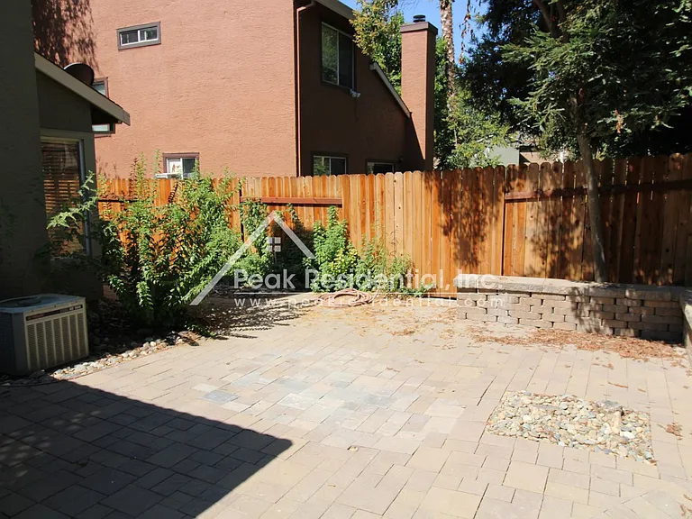 2641 Decker Way — Photo 32