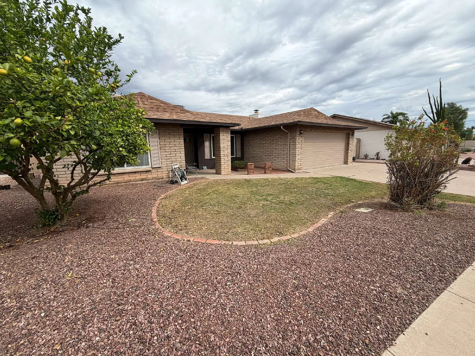 4 bed, 2.0 bath, 1950 sqft, $2,850 — Photo 3