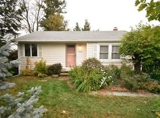 33 Christine St, Worcester, MA 01606