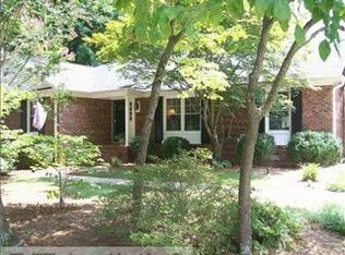 4705 Bridle Path Ln, Greensboro, NC 27410
