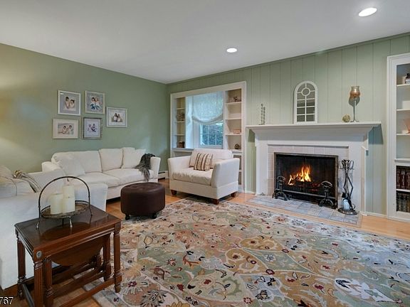 5th image of 16 Rockledge Rd