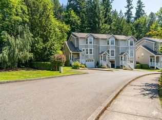 17704 NE 96th Way UNIT 2, Redmond, WA 98052