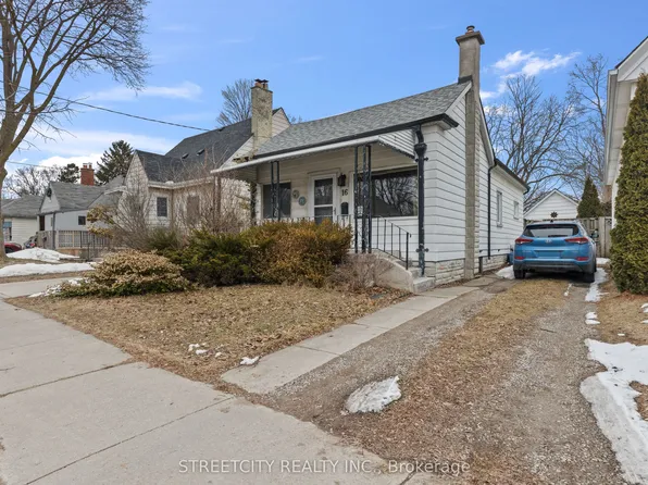 16 Oak St, London, ON N5Z 2H6