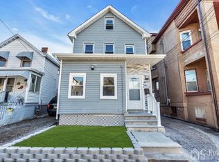 182 Brighton Ave, Perth Amboy, NJ 08861
