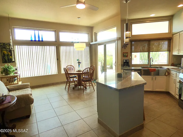 14274 N Trade Winds Way — Photo 10