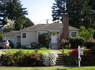 9032 NE Broadway St, Portland, OR