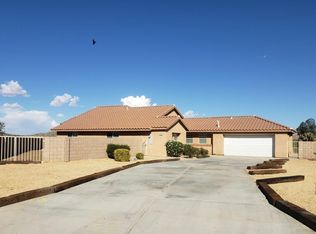 57294 Titian Ct, Yucca Valley, CA 92284