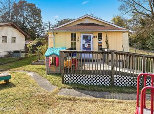 1329 Border St, Knoxville, TN 37914