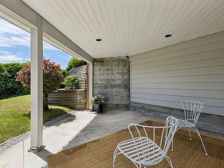 816 Anderson Cres — Photo 28