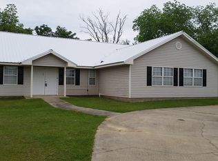 301 Boynton St, Headland, AL 36345