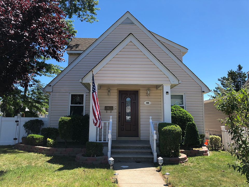 1st image of 49 Hill Ave