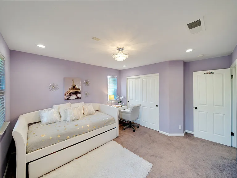 9732 Belladonna Dr — Photo 22