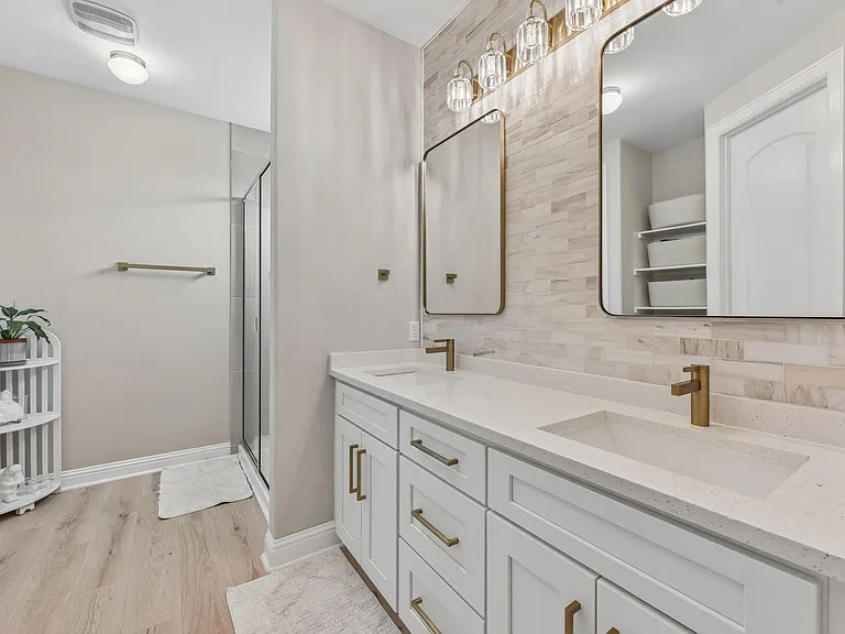 117 Stone Canyon Dr — Photo 16
