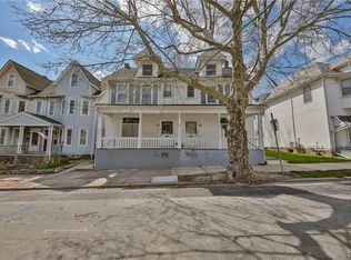 47 N Broad St, Nazareth, PA 18064