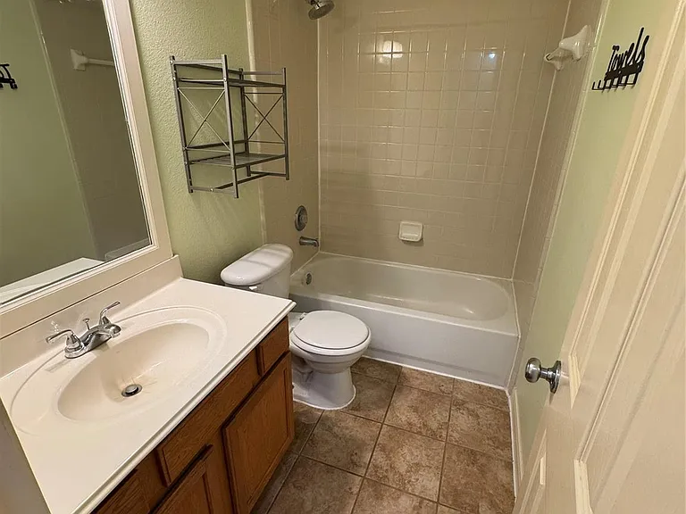 20507 Providence Point Dr — Photo 9
