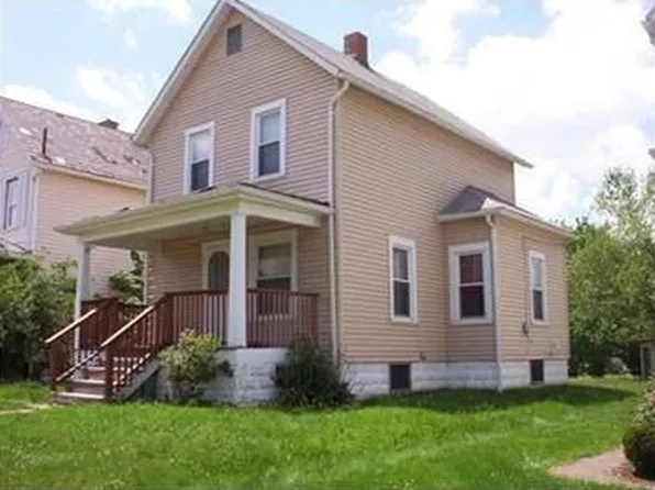794 Cedar Ave, Sharon, PA 16146