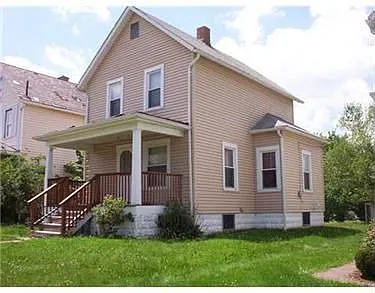 794 Cedar Ave photo 1
