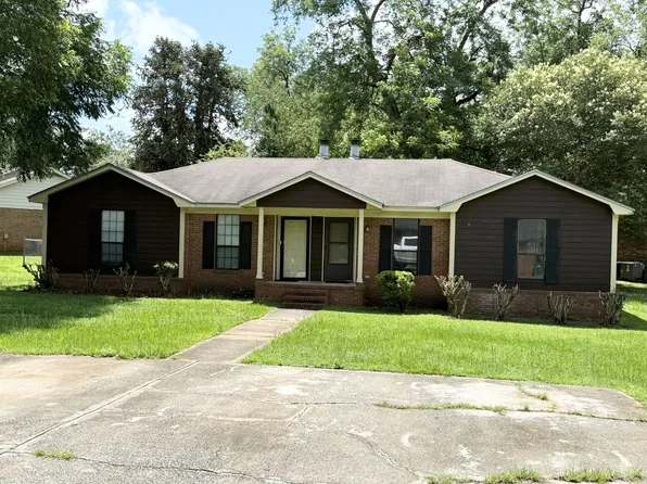 2608 Colonial Dr #A, Albany, GA 31721