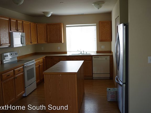 3rd image of 3059 Hoffman Hill Blvd