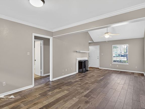 4th image of 6 Chimney Stone Way