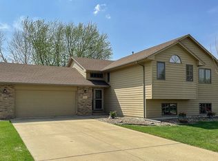 3815 E Dawley Ct, Sioux Falls, SD 57103