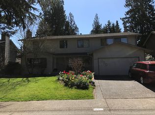 18713 SE 43rd St, Issaquah, WA 98027