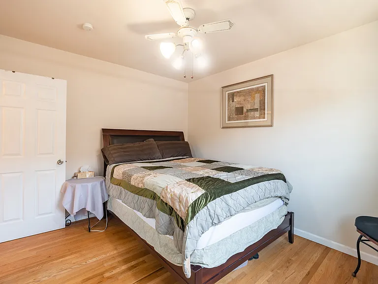 15724 Carfax Ave — Photo 23