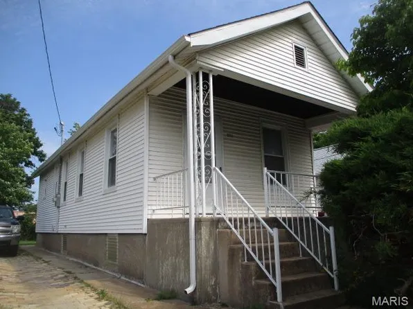 971 Dammert Ave, Saint Louis, MO 63125