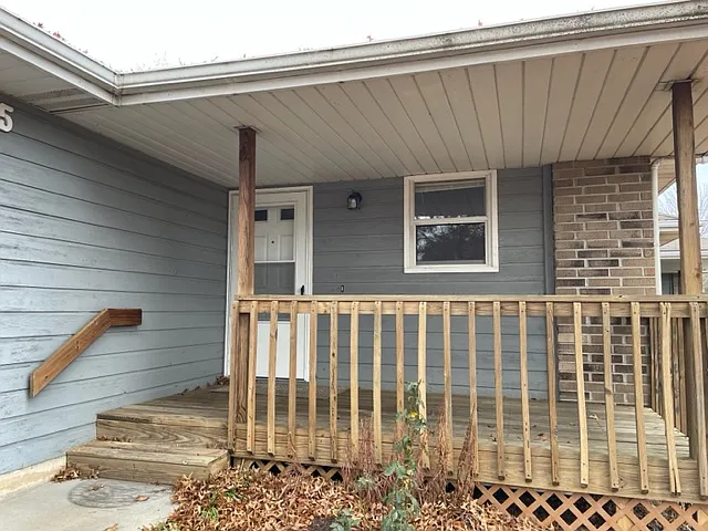 4115 S Franklin Ave — Photo 3