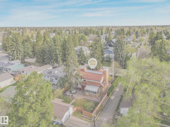 14611 89th Ave NW, Edmonton, AB T5R 4P4