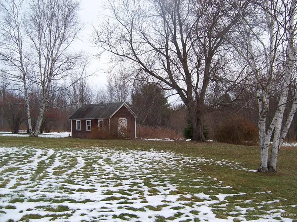 1397 Lakewood Rd, Madison, ME 04950
