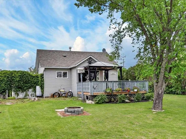1501 W 14th St, Didsbury, AB T0M 0W0