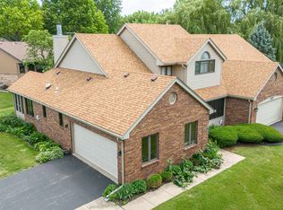 6320 Old Hunters Run, Rockford, IL 61114