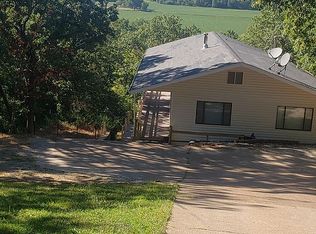 569 County Road 501, Jefferson City, MO 65101