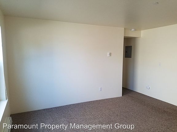 5th image of 2127 12th St APT C101