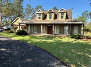 635 Walton Way Dr, Nashville, GA 31639