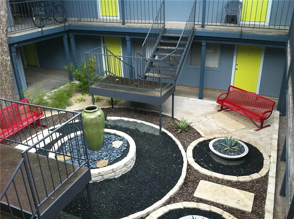 Building Photo - 4209 Avenue B #110